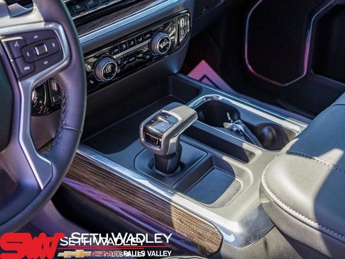Used 2025 Chevrolet Silverado 1500 RST AWD/4WD image 61