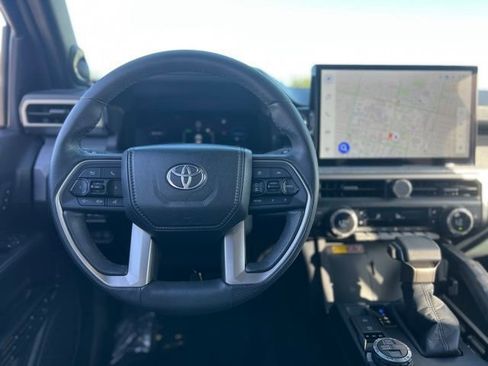 Used 2025 Toyota 4Runner Trailhunter image 20