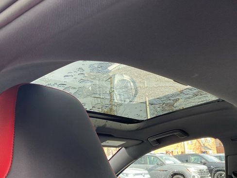 Certified 2025 Volkswagen GTI SE image 22