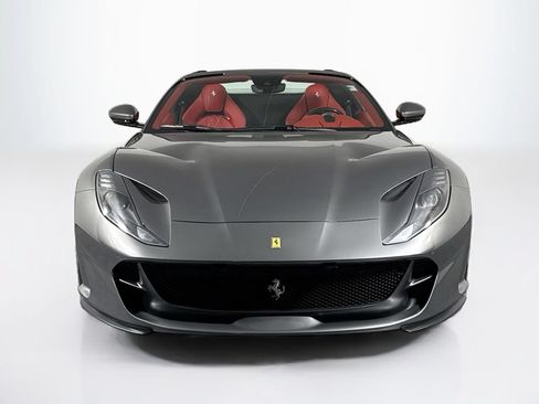 Used 2021 Ferrari 812 GTS RWD image 12