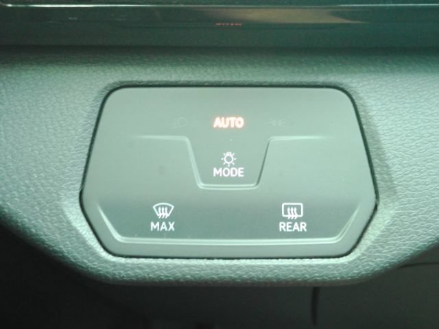 Used 2021 Volkswagen ID.4 Pro w/ ID.4 Protection Package RWD image 34