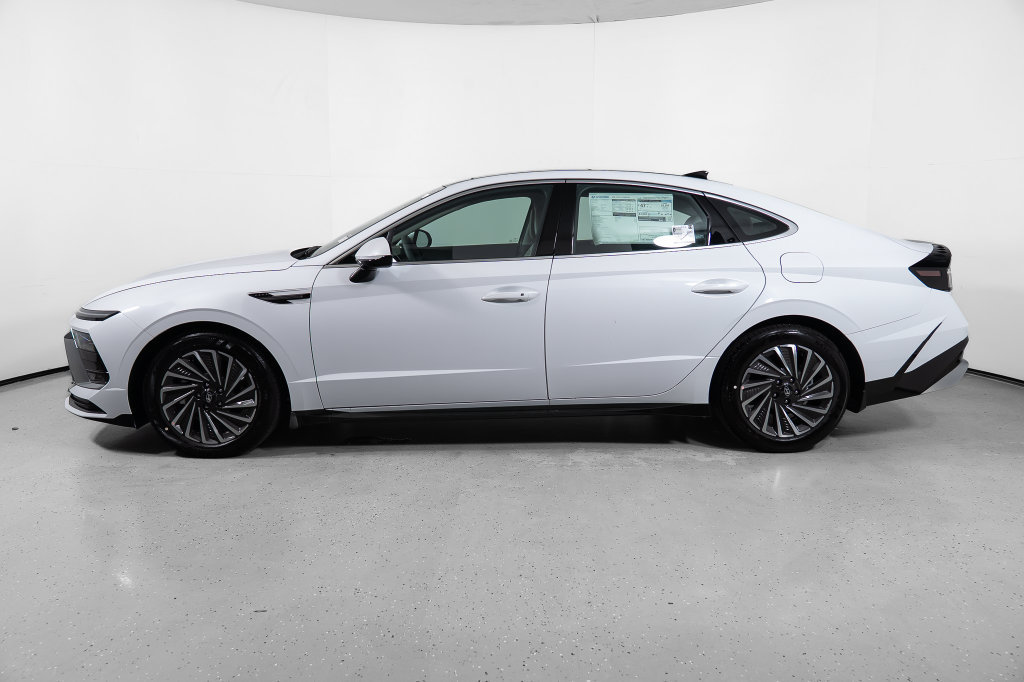 New 2026 Hyundai Sonata SEL FWD image 11