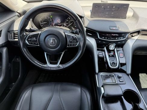 Used 2023 Acura TLX FWD image 11