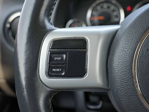 Used 2017 Jeep Compass High Altitude AWD/4WD image 27