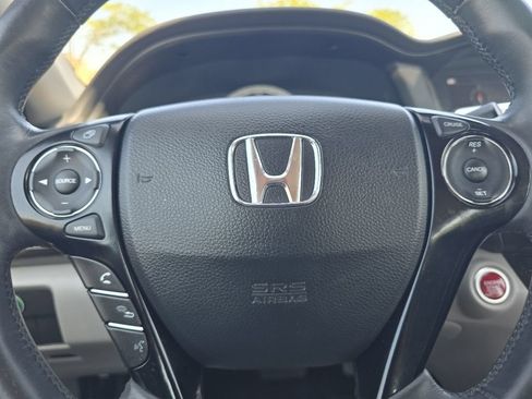 Certified 2017 Honda Accord EX-L image 26