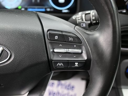 Used 2023 Hyundai Kona Limited image 20