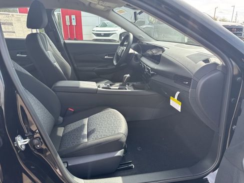 New 2026 Nissan Sentra SV image 22