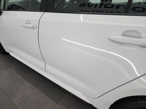 Used 2024 Toyota Corolla LE FWD image 31
