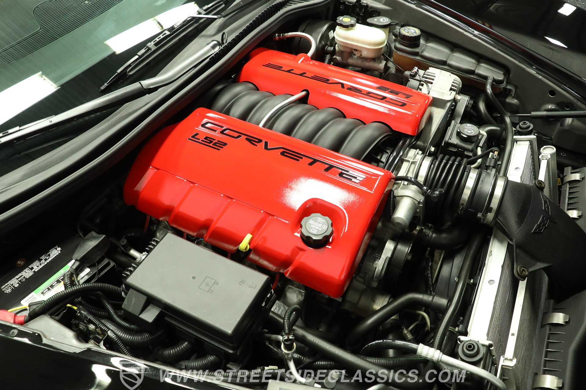 Used 2005 Chevrolet Corvette Coupe w/ Preferred Equipment Group RWD image 32