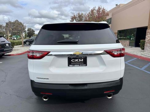 Used 2020 Chevrolet Traverse LS image 11