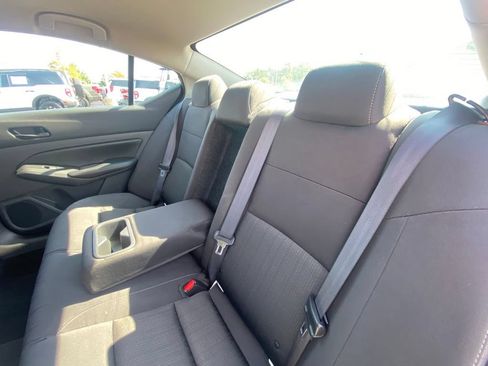 Used 2025 Nissan Altima 2.5 SV FWD image 23