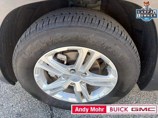 Used 2023 GMC Terrain SLE w/ Driver Convenience Package FWD image 15