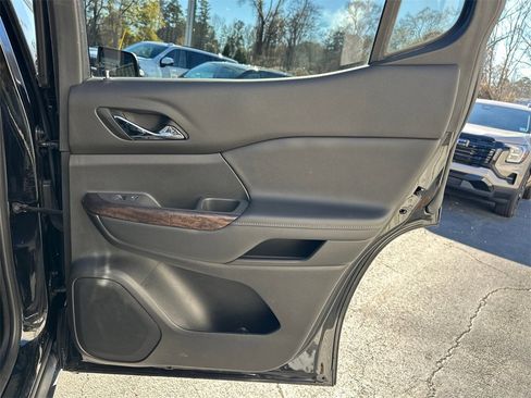 Used 2021 GMC Acadia Denali w/ LPO, Floor Liner Package image 17