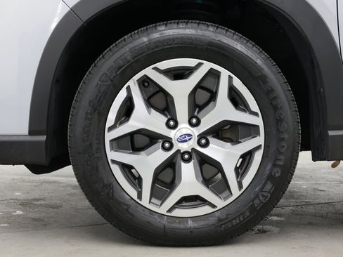 Used 2023 Subaru Forester Premium AWD/4WD image 11