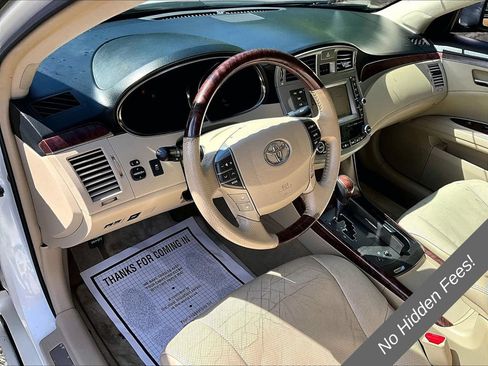 Used 2012 Toyota Avalon Limited FWD image 9