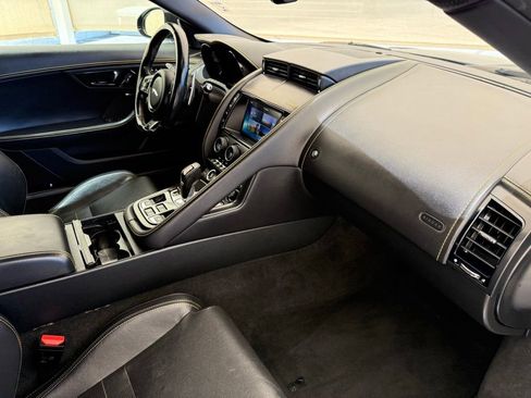 Used 2018 Jaguar F-TYPE 400 Sport RWD image 21