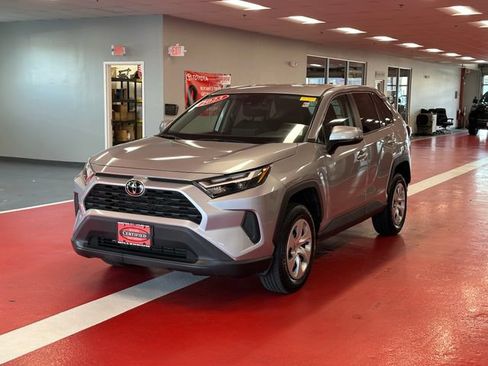 Certified 2023 Toyota RAV4 LE AWD/4WD image 7