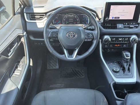 Used 2023 Toyota RAV4 SE w/ Convenience Package AWD/4WD image 15