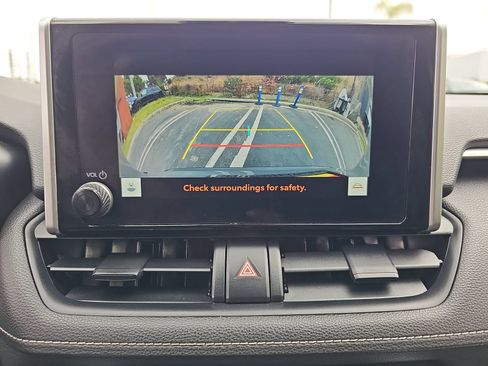 Used 2025 Toyota RAV4 LE FWD image 22