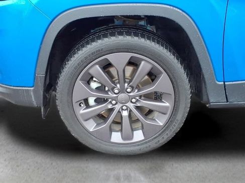 Used 2021 Jeep Cherokee Latitude Lux 80th Anniv w/ Quick Order Package 26U 80TH AWD/4WD image 9