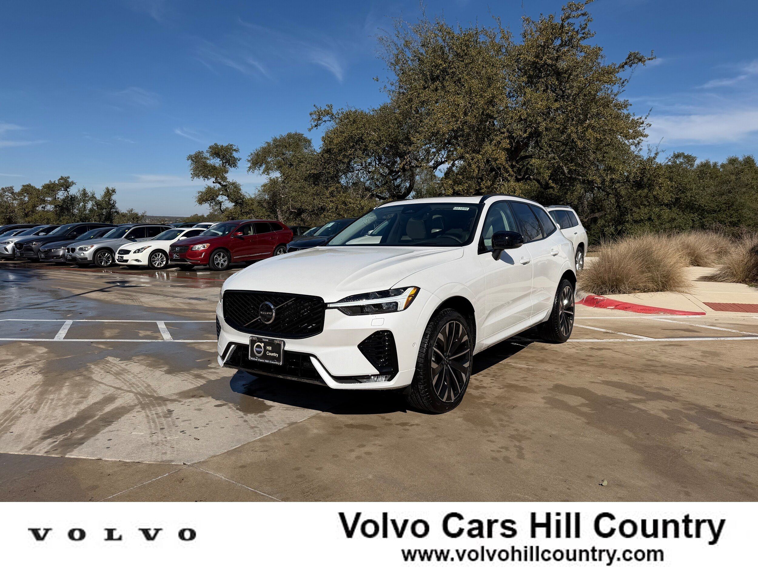 New 2026 Volvo XC60 B5 Ultra w/ Protection Package Premier AWD/4WD image 1