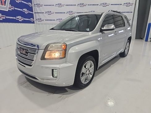 Used 2016 GMC Terrain Denali image 2