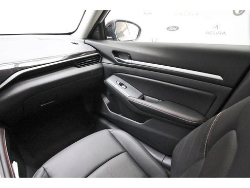 New 2026 Nissan Altima 2.5 SR w/ SR Premium Package FWD image 8