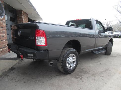 Used 2015 RAM 2500 Tradesman w/ Chrome Appearance Group image 11