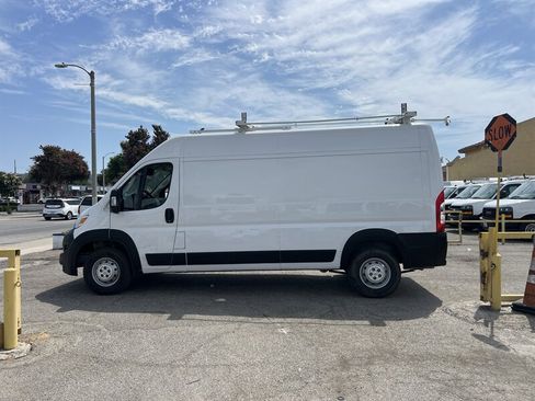 Used 2023 RAM ProMaster 3500 FWD image 4