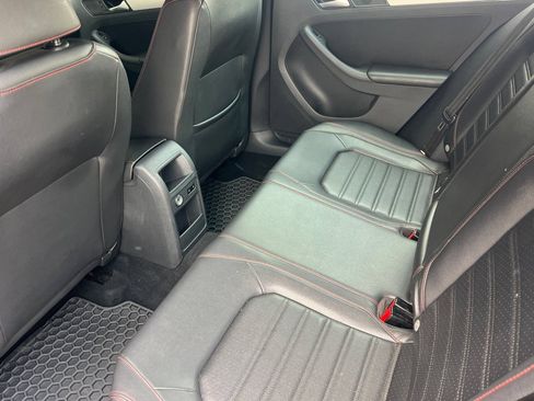 Used 2014 Volkswagen Jetta GLI Autobahn FWD image 12