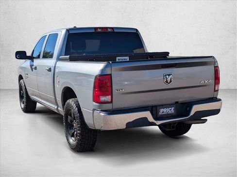 Used 2021 RAM 1500 Classic SLT image 7