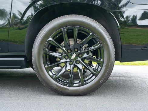 Used 2023 Cadillac Escalade ESV Sport Platinum AWD/4WD image 11