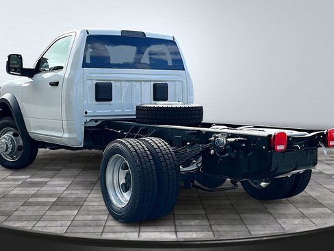 New 2024 RAM 5500 Tradesman image 3