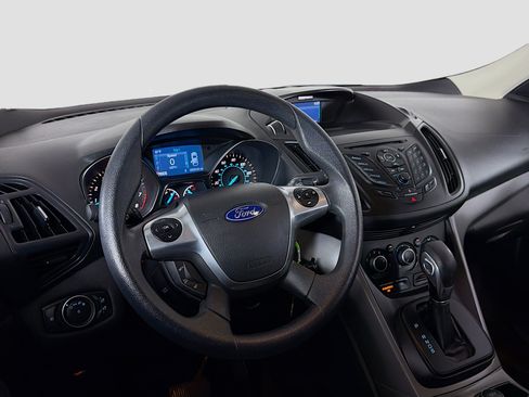 Used 2015 Ford Escape SE FWD image 18
