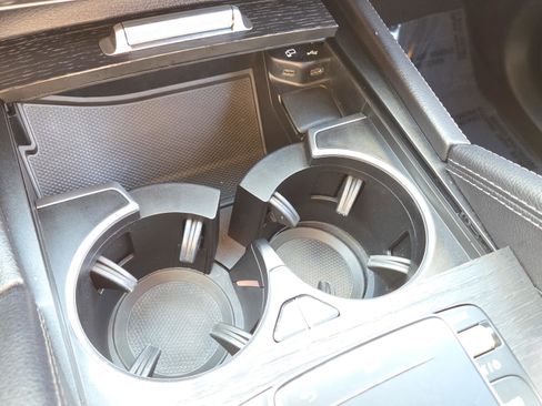 Used 2022 Mercedes-Benz GLE 350 4MATIC image 37