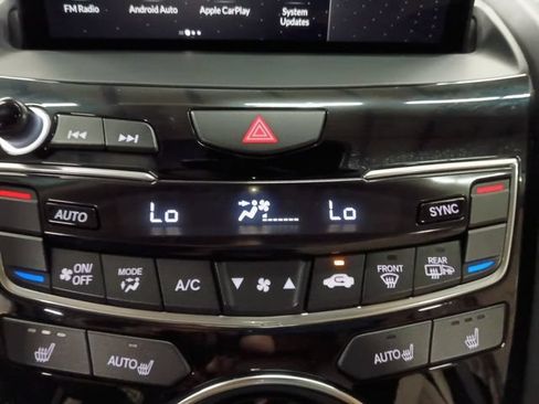Used 2022 Acura RDX FWD w/ Technology Package image 4