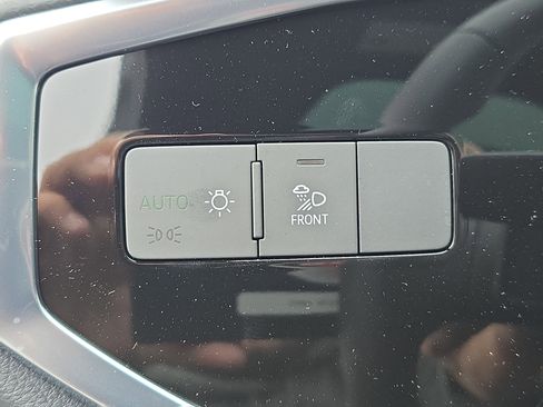 New 2025 Audi Q3 2.0T Premium image 25