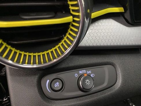 New 2026 Chevrolet Trax LT image 31