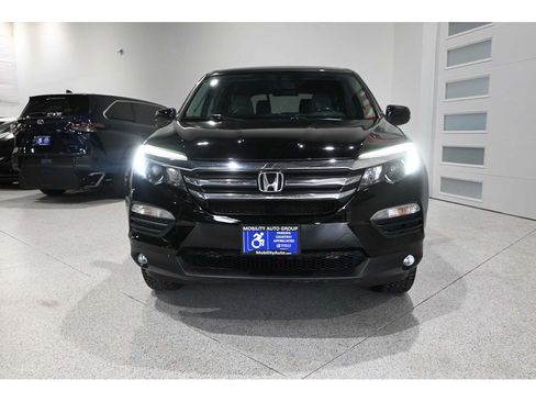 Used 2017 Honda Pilot EX-L image 4