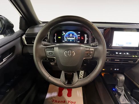 Used 2026 Toyota Camry SE image 16