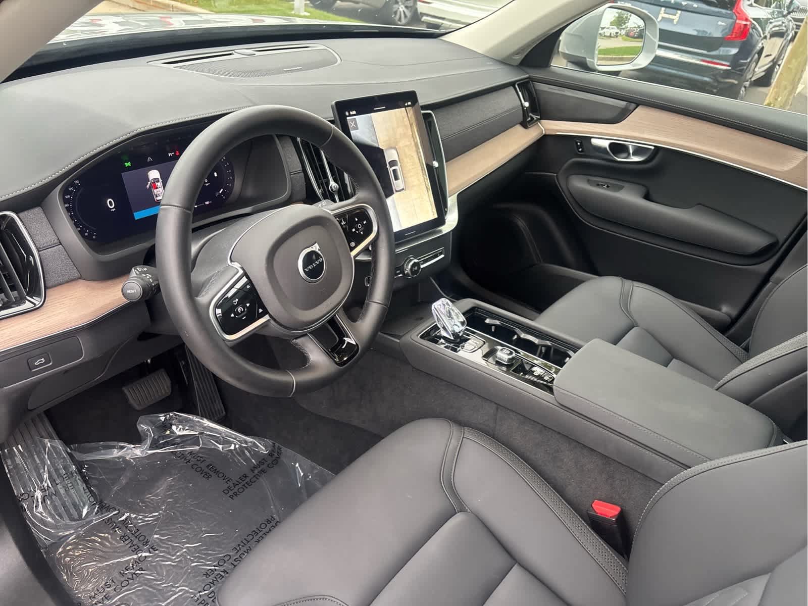 Used 2026 Volvo XC90 B6 Plus AWD/4WD image 16