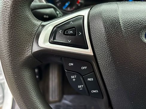 Used 2016 Ford Fusion S image 15