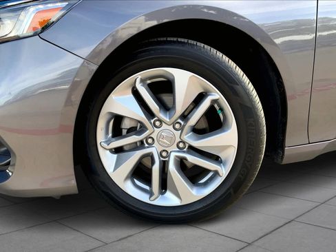 Used 2020 Honda Accord LX image 11