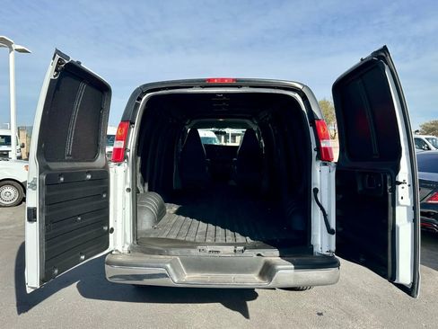 Used 2023 Chevrolet Express 3500 Extended w/ Driver Convenience Package image 10