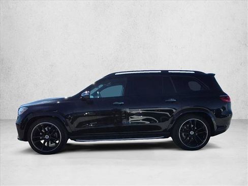 Used 2025 Mercedes-Benz GLS 580 4MATIC image 8