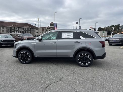 New 2026 Kia Sorento EX AWD/4WD image 6