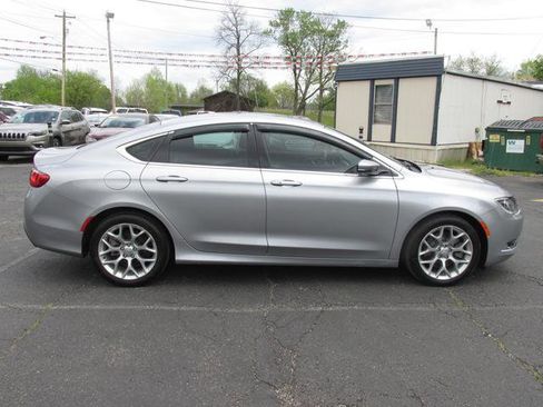 Used 2015 Chrysler 200 C image 3