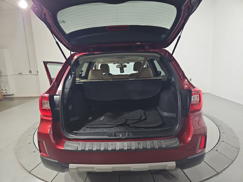 Used 2015 Subaru Outback 3.6R Limited AWD/4WD image 24