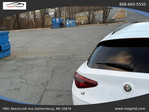 Used 2022 Alfa Romeo Stelvio Sprint AWD/4WD image 6
