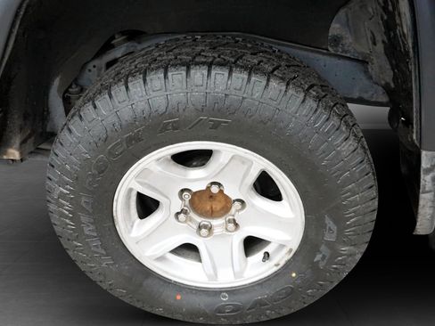 Used 2010 Toyota FJ Cruiser 2WD image 21